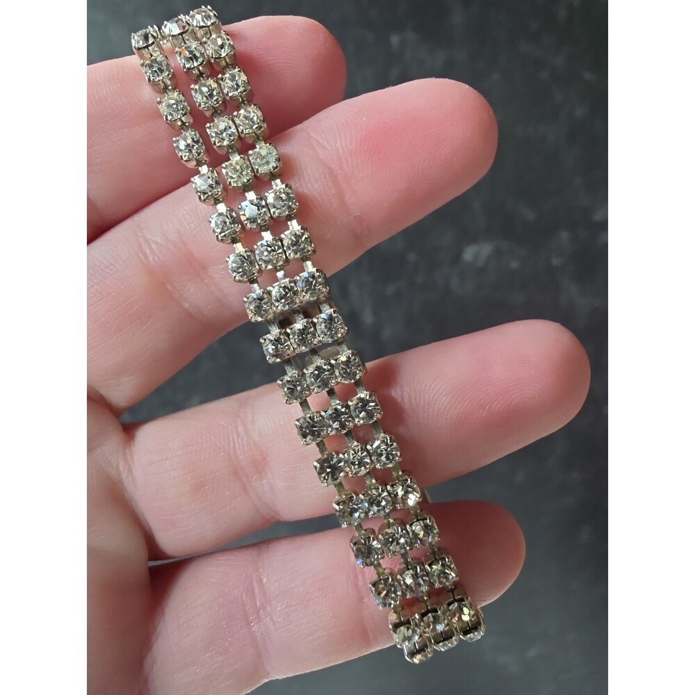 Prong Set Clear Rhinestone Silver Tone Metal Bracelet Vintage Costume Jewelry